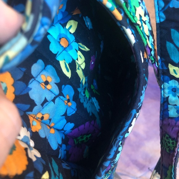 Vera Bradley Tote - Picture 9 of 15